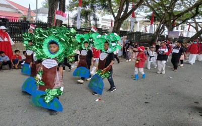 MIN 24 Aceh Timur Raih Juara 3 Kategori Alagoris di pawai HUT RI ke-81